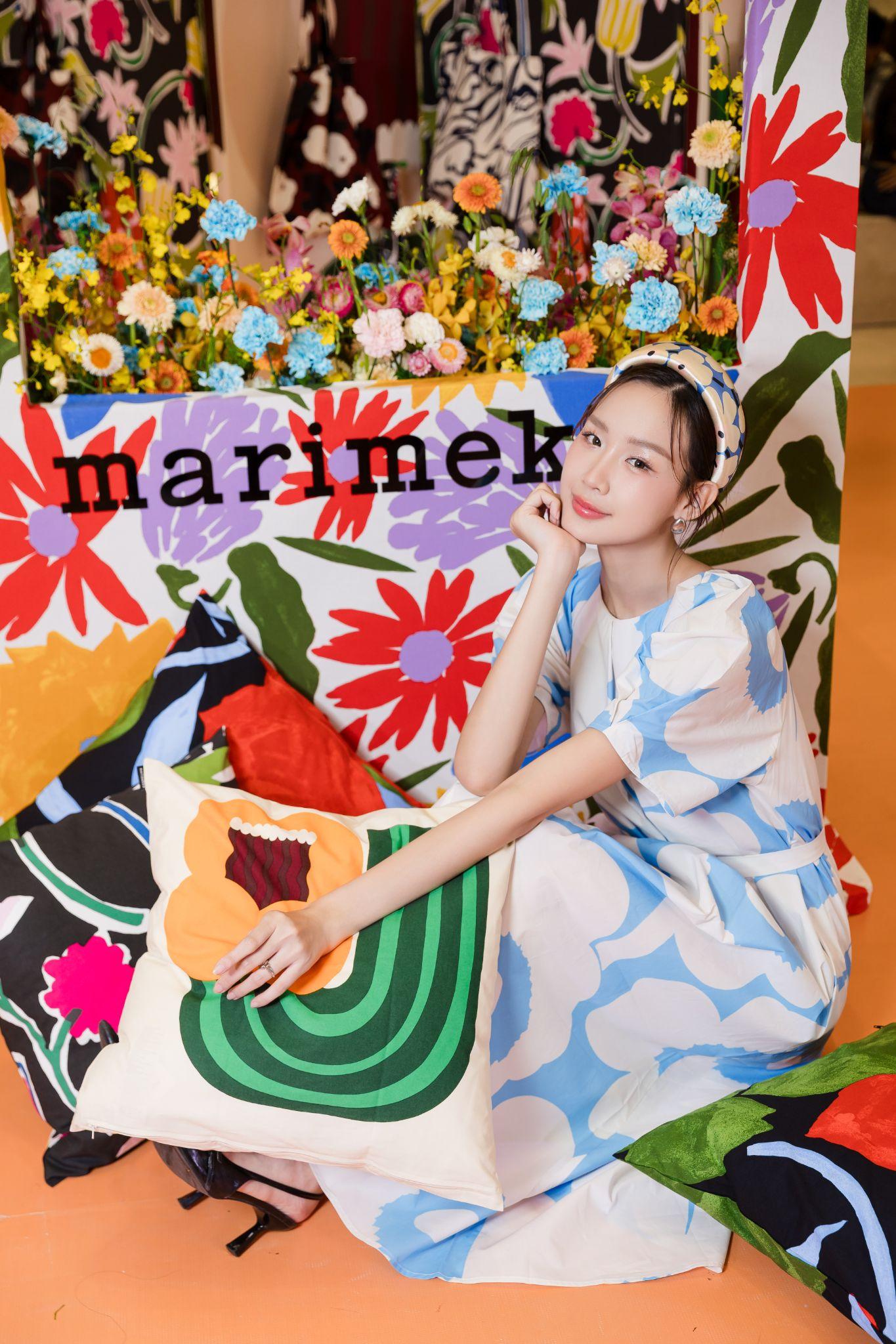 Giới mộ điệu đổ bộ check-in “cánh đồng hoa” đến từ nhà mốt thời trang Bắc Âu Marimekko- Ảnh 3. Giới mộ điệu đổ bộ check-in “cánh đồng hoa” đến từ nhà mốt thời trang Bắc Âu Marimekko- Ảnh 3.
