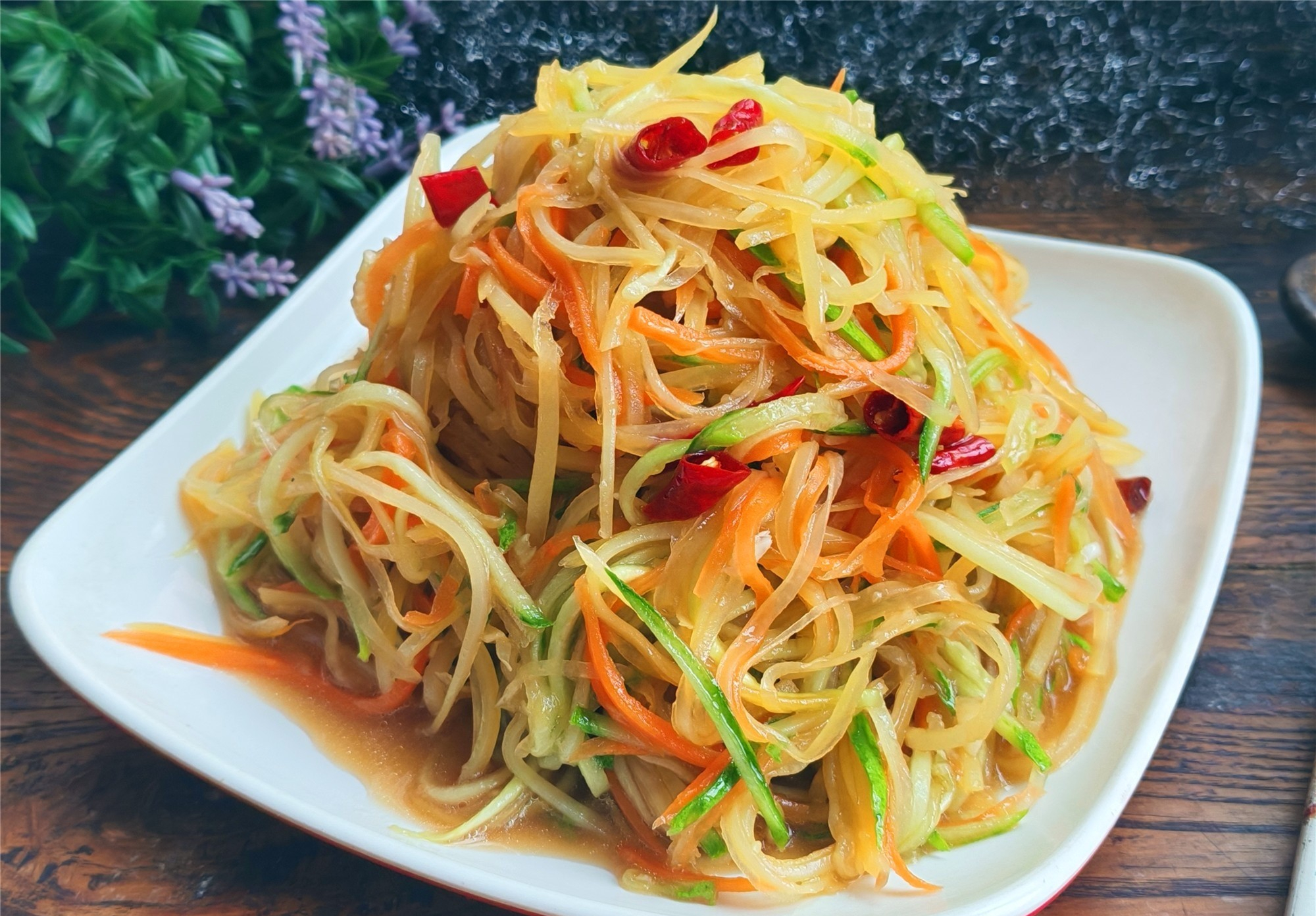 Đổi gió bữa cơm ngày thu với 6 món salad thanh đạm, càng ăn càng mê- Ảnh 2. Đổi gió bữa cơm ngày thu với 6 món salad thanh đạm, càng ăn càng mê- Ảnh 2.