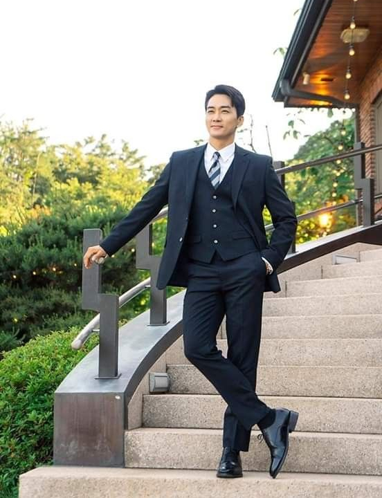 Cú tái hợp được mong ngóng nhất châu Á: Cô dâu Lưu Diệc Phi - chú rể Song Seung Hun cưới nhau sẽ thế nào?- Ảnh 12. Cú tái hợp được mong ngóng nhất châu Á: Cô dâu Lưu Diệc Phi - chú rể Song Seung Hun cưới nhau sẽ thế nào?- Ảnh 12.