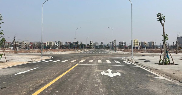 “Nghịch lý thú vị” của thị trường bất động sản tháng Ngâu- Ảnh 1.