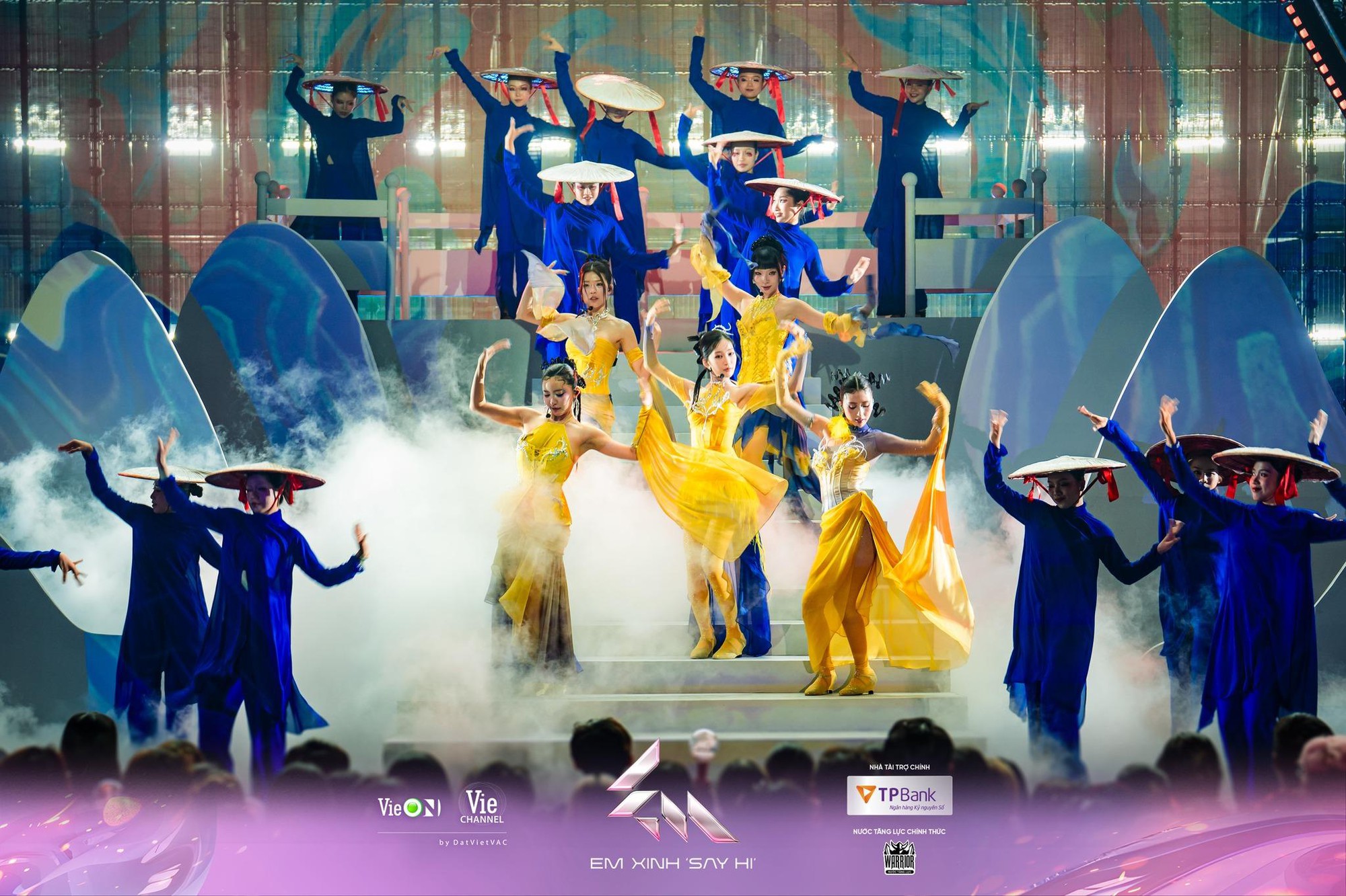 Xinhiu thay nhau đoán setlist concert Em Xinh “Say Hi”: Sẽ có "The Real Aura" phiên bản mới?- Ảnh 4. Xinhiu thay nhau đoán setlist concert Em Xinh “Say Hi”: Sẽ có "The Real Aura" phiên bản mới?- Ảnh 4.
