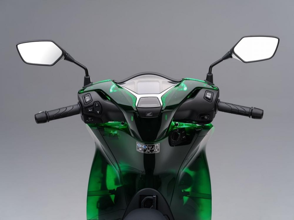 Một mẫu xe tay ga Honda được ưu đãi khủng dịp Quốc khánh: Người mua được tặng kèm xe máy điện- Ảnh 6.