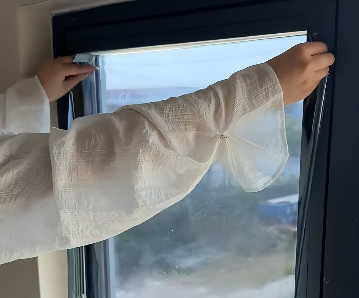6 món đồ rẻ từng bị xem thường - giờ giúp tôi tiết kiệm tiền, giảm việc nhà và sống thoải mái hơn mỗi ngày- Ảnh 2.