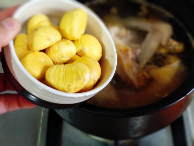Đây là nguyên liệu được khuyến khích ăn 2 lần/tuần: Dùng nấu 3 món ngon, tốt cho mọi lứa tuổi vào mùa thu- Ảnh 11.