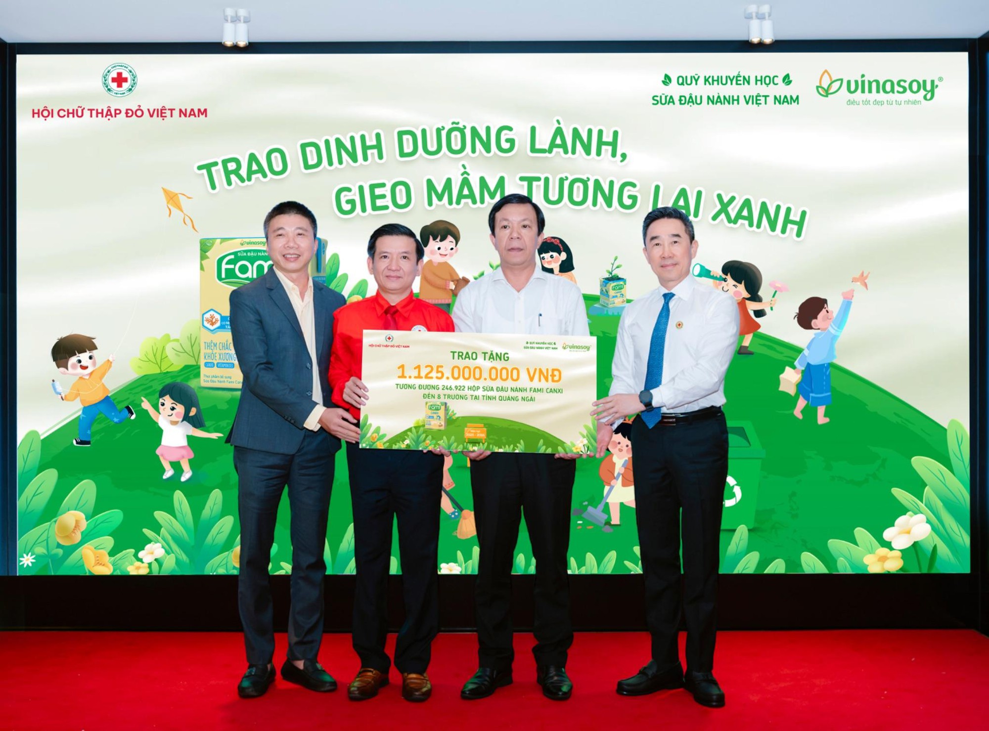 “Sữa đậu nành học đường” - Hành trình 10 năm bền bỉ trao dinh dưỡng lành, gieo mầm tương lai xanh- Ảnh 4.