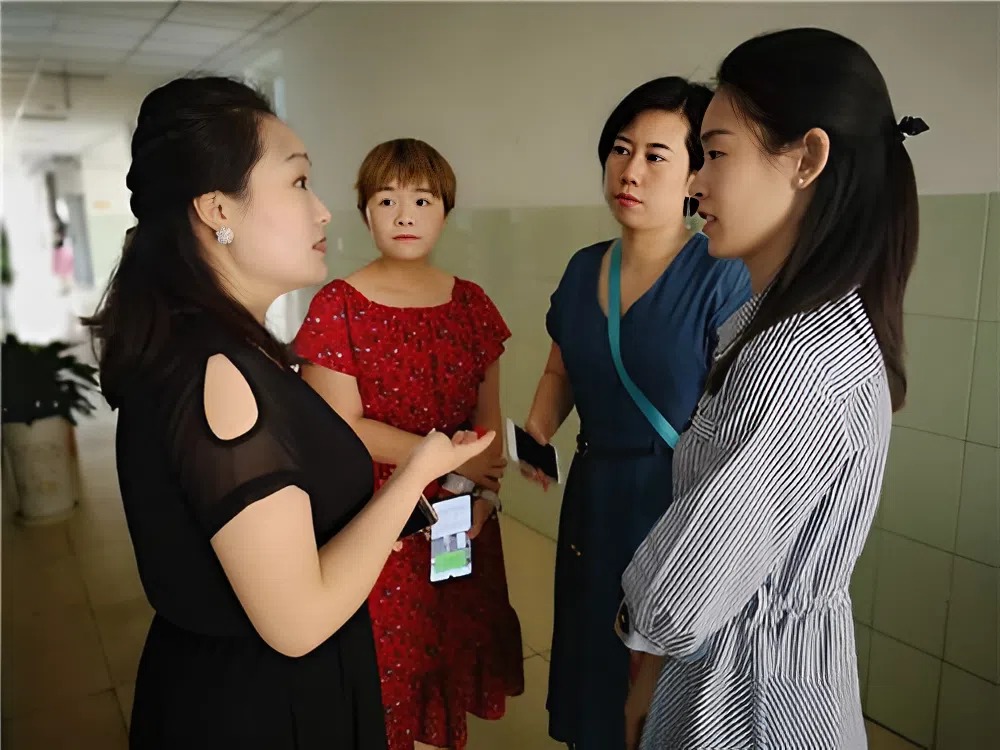 Phụ huynh Hà Nội bức xúc vì quỹ trường tăng 50.000 đồng, nhiều người đọc xong trách: Cách hành xử sao mà... "thậm thụt"!- Ảnh 3.