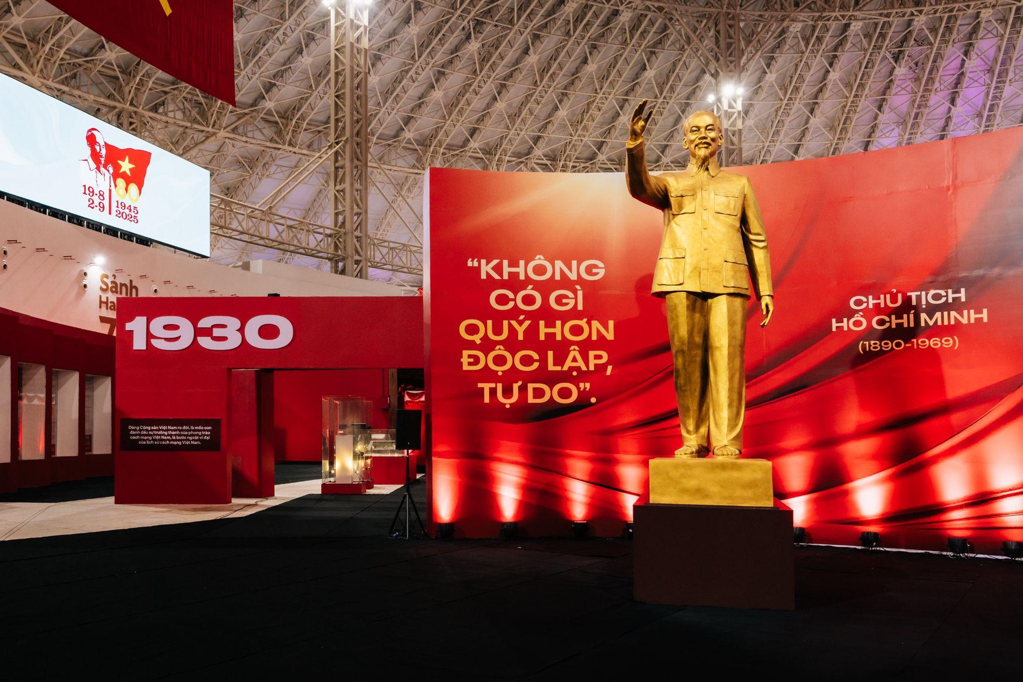 Những hoạt động nội dung và trải nghiệm không thể bỏ lỡ tại Triển lãm “95 năm Cờ Đảng soi đường”- Ảnh 1.