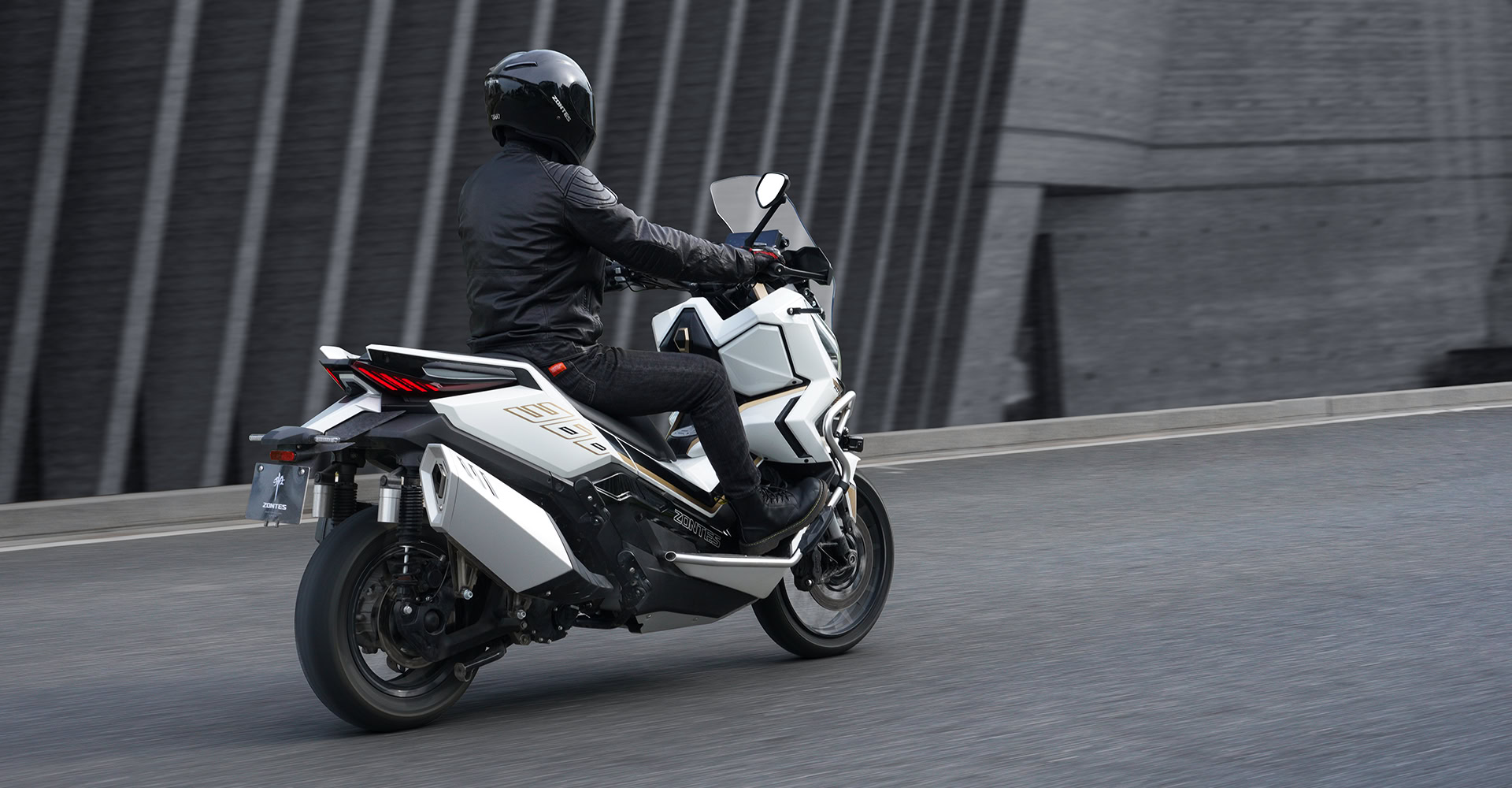 Vừa ra mắt Việt Nam xe tay ga dân phượt thích mê: Sức mạnh và công nghệ vượt xe Honda, Yamaha, giá rẻ hơn- Ảnh 3.