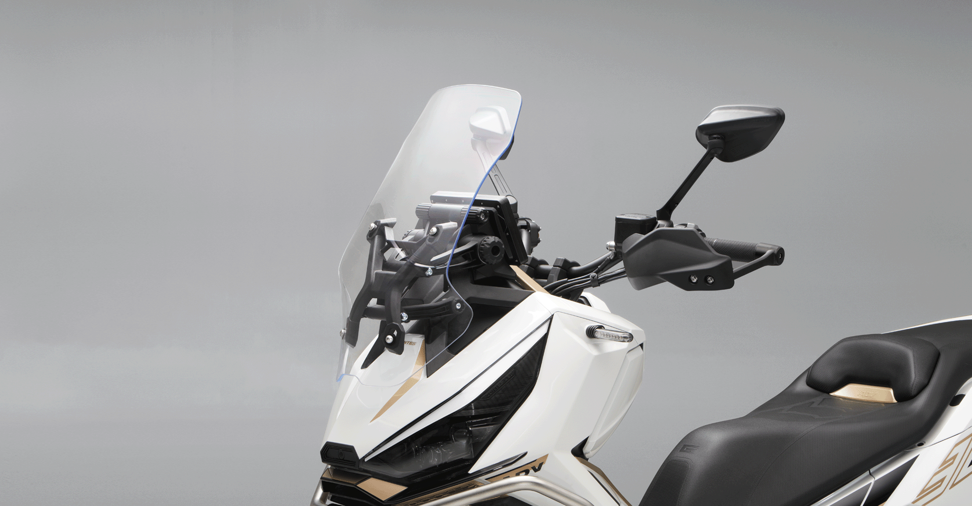 Vừa ra mắt Việt Nam xe tay ga dân phượt thích mê: Sức mạnh và công nghệ vượt xe Honda, Yamaha, giá rẻ hơn- Ảnh 12.