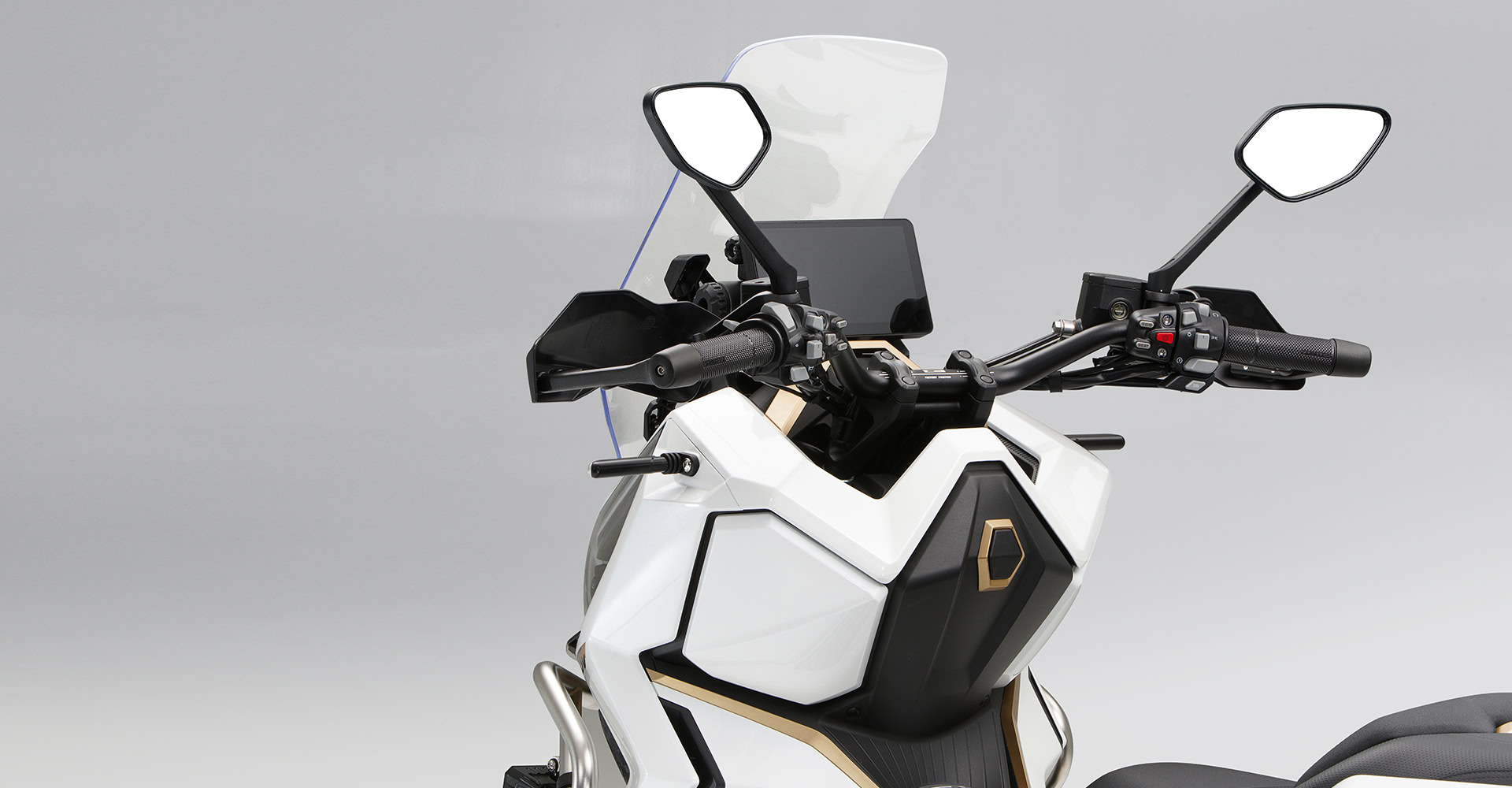 Vừa ra mắt Việt Nam xe tay ga dân phượt thích mê: Sức mạnh và công nghệ vượt xe Honda, Yamaha, giá rẻ hơn- Ảnh 5.