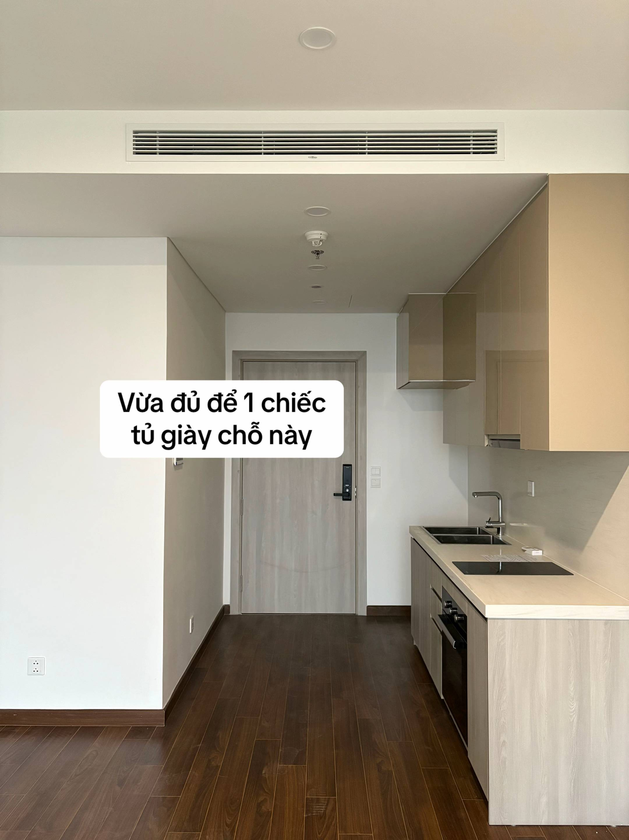Studio 33m² gọn gàng sau khi chi 70 triệu cải tạo - "view triệu đô" và khu 1 khiến ai cũng bất ngờ- Ảnh 5.