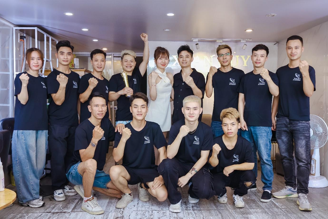 Salon giúp bạn “lột xác” rực rỡ check-in dịp Quốc khánh 2/9- Ảnh 2.