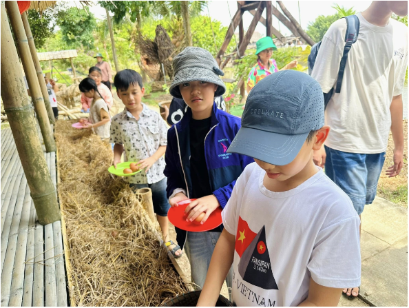 "Chơi mà học – Học mà vui: tuổi thơ về với Trà Sư"- Ảnh 2.