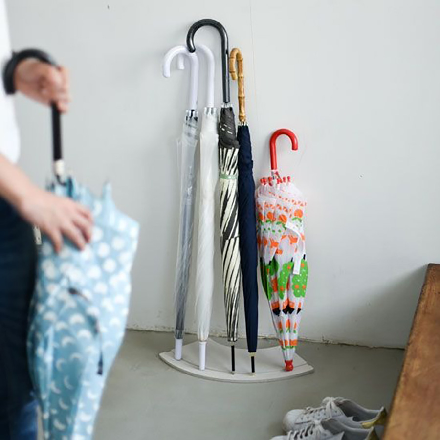 Tủ giày của bạn lúc nào cũng ẩm mốc và bốc mùi? 90% mọi người đều bỏ qua điểm quan trọng này- Ảnh 2. Tủ giày của bạn lúc nào cũng ẩm mốc và bốc mùi? 90% mọi người đều bỏ qua điểm quan trọng này- Ảnh 2.