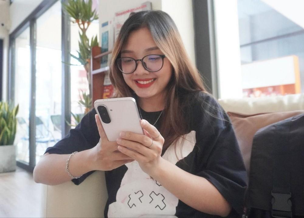 Say hi TP.HCM cùng Galaxy A56 5G: Trợ lý thông minh của sinh viên để bắt đầu cuộc sống mới- Ảnh 1. Say hi TP.HCM cùng Galaxy A56 5G: Trợ lý thông minh của sinh viên để bắt đầu cuộc sống mới- Ảnh 1.