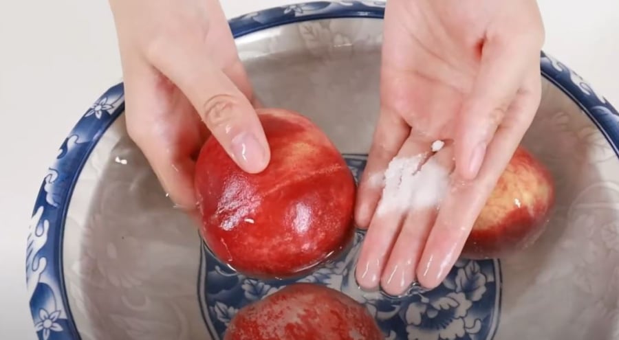 Mùa đào đến, chỉ cần 3 phút là bạn làm được món ăn cực ngon miệng, đẹp da, duy trì vẻ ngoài trẻ trung- Ảnh 1.