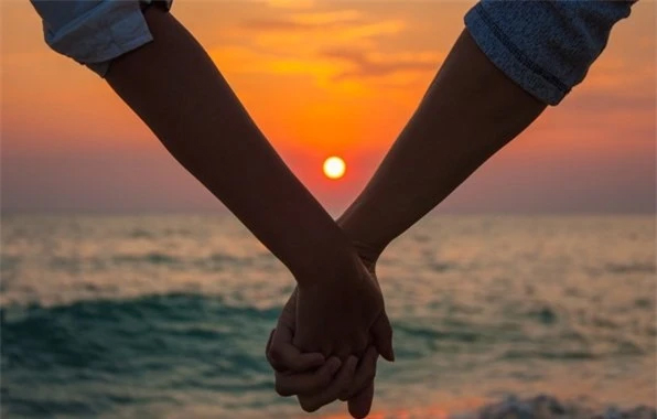 Nhận kết quả nhiễm HIV 15 ngày trước lễ cưới, chàng trai ngỡ mất tất cả cho đến khi cô dâu nói 1 câu- Ảnh 3.