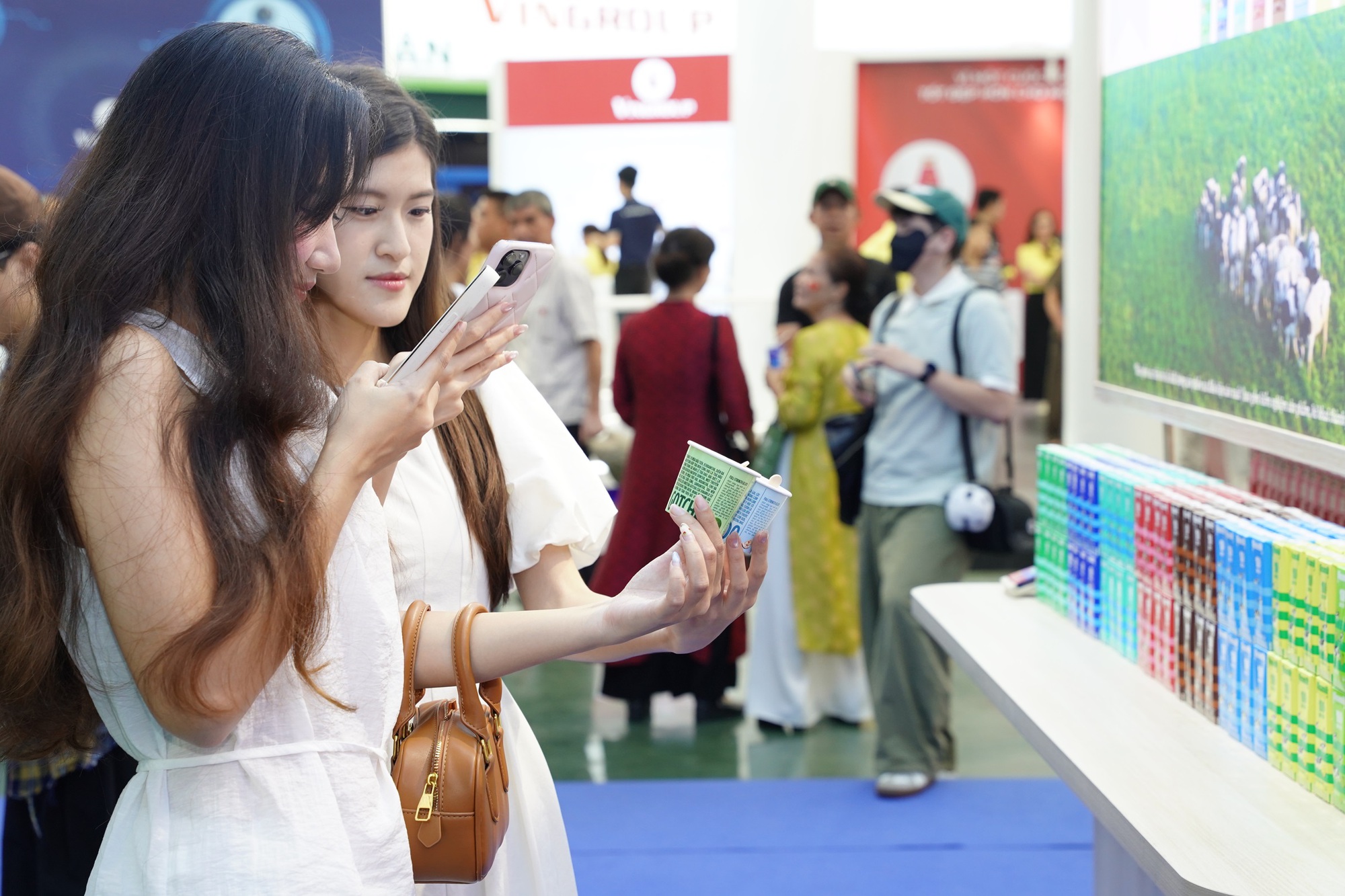Thích thú trải nghiệm không gian trưng bày của Vinamilk tại Triển lãm thành tựu đất nước 80 năm- Ảnh 7. Thích thú trải nghiệm không gian trưng bày của Vinamilk tại Triển lãm thành tựu đất nước 80 năm- Ảnh 7.