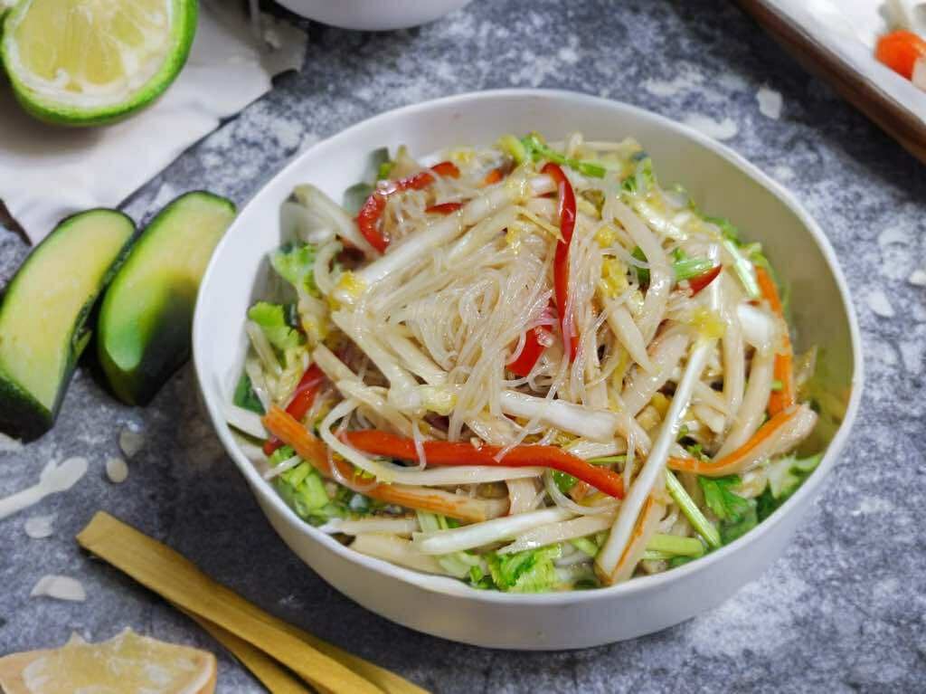 Nếu không muốn nấu nướng, chỉ cần trộn 3 nguyên liệu này là có món ăn vừa thanh mát lại kích thích vị giác- Ảnh 10.