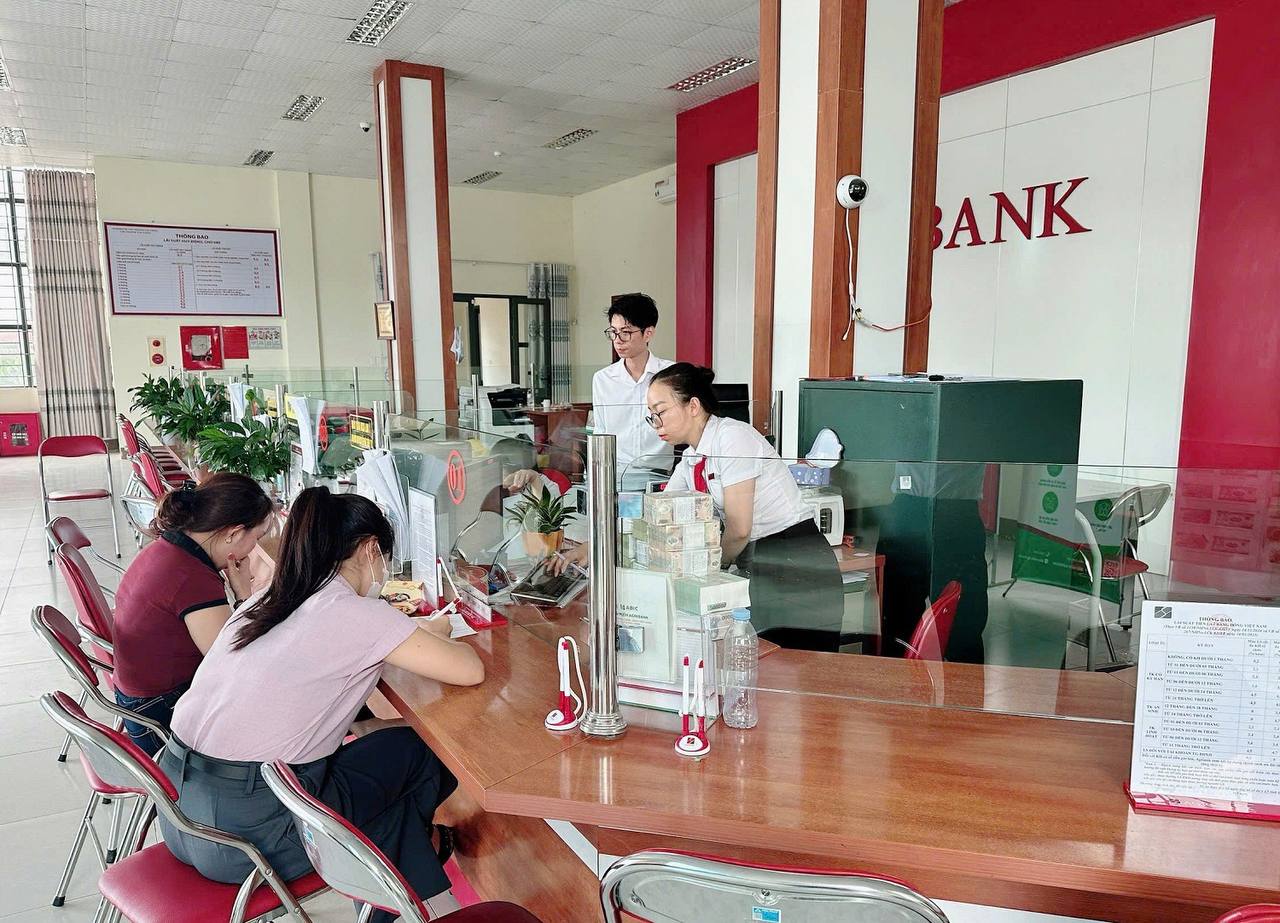 Agribank làm việc xuyên lễ, đảm bảo tặng quà kịp thời dịp Quốc khánh- Ảnh 5.