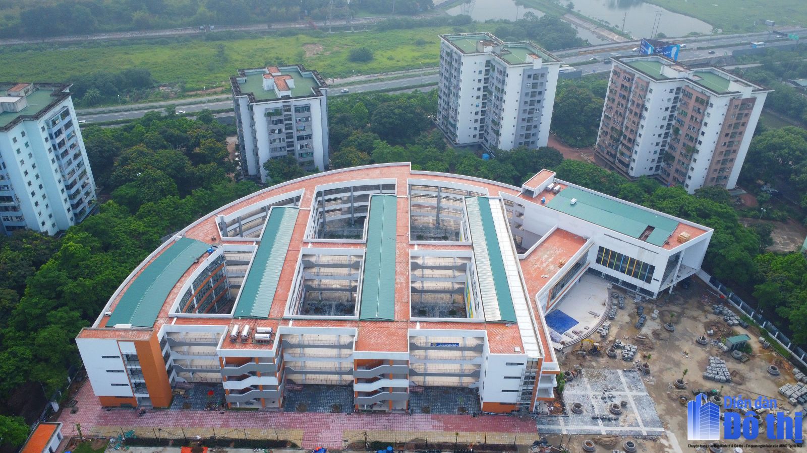 Một phường ở Hà Nội có tận 2 trường TO ĐẸP xây gần xong: Trẻ tiểu học và THPT sắp tới có thêm lựa chọn!- Ảnh 4.