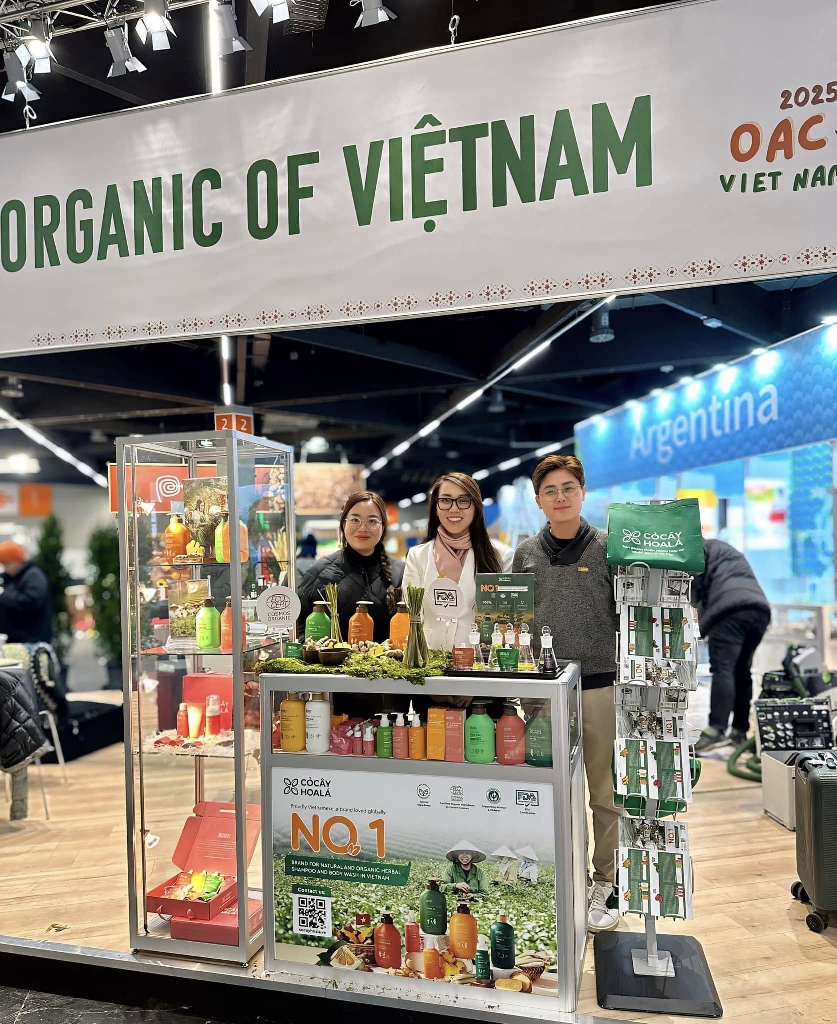 CEO Lan Phương: Bỏ chức giám đốc lương cao để sống trọn giấc mơ mỹ phẩm xanh thương hiệu Việt cùng “Cỏ Cây Hoa Lá”- Ảnh 3.