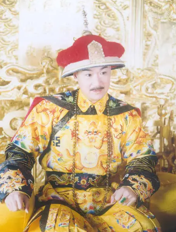  “Càn Long” mất hết danh tiếng vì nhận quảng cáo “lố”, còng lưng gánh “nghịch tử” là tội phạm- Ảnh 1.