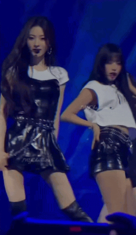Vóc dáng hoàn hảo của tân binh đẹp nhất Kpop hóa ra chỉ là "đồ fake"?- Ảnh 7.