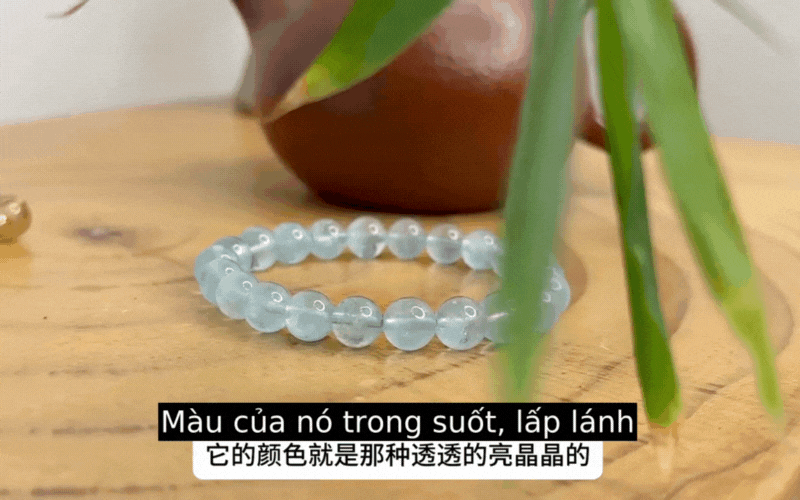 Vận may nằm trong cách bạn mặc: Bí quyết từ phụ kiện phong thủy mà bạn chưa biết- Ảnh 2. Vận may nằm trong cách bạn mặc: Bí quyết từ phụ kiện phong thủy mà bạn chưa biết- Ảnh 2.