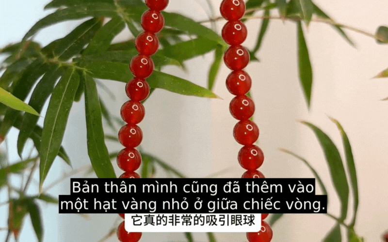 Vận may nằm trong cách bạn mặc: Bí quyết từ phụ kiện phong thủy mà bạn chưa biết- Ảnh 8. Vận may nằm trong cách bạn mặc: Bí quyết từ phụ kiện phong thủy mà bạn chưa biết- Ảnh 8.
