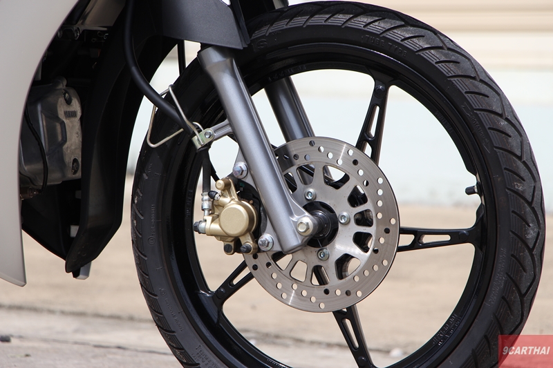 Đối thủ Honda Future ra mắt bản mới: Có phanh "một được hai", ăn xăng 1,1L/100km, giá quy đổi 33 triệu- Ảnh 2.