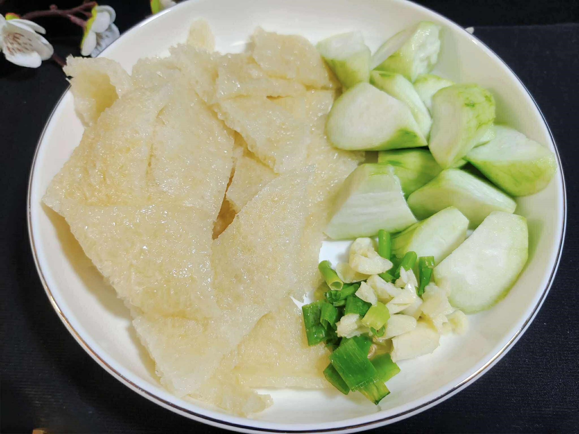 Miền Bắc nắng nóng, bữa tối chỉ cần 1 món canh này ăn cùng cơm hoặc miến vừa ngon lại "nịnh" khẩu vị cả nhà- Ảnh 3.