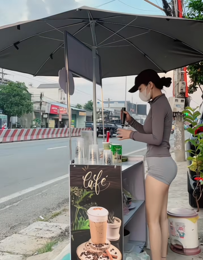 Cô nàng không hề xa lạ với ai thường theo dõi TikTok