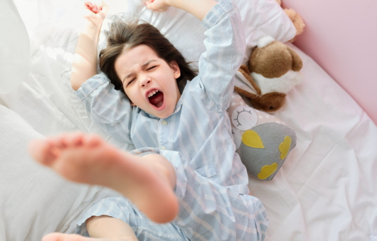 Trẻ em nhìn chằm chằm vào "thứ này" trong thời gian dài có nguy cơ mắc bệnh tim cao hơn 50%- Ảnh 3.