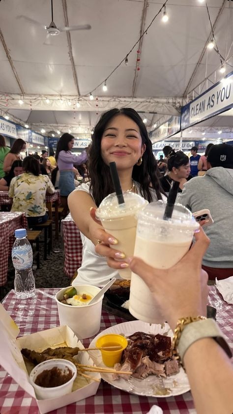 Điện thoại vẫn còn 3 nhóm chat này thì khó mà giàu lên được- Ảnh 1.