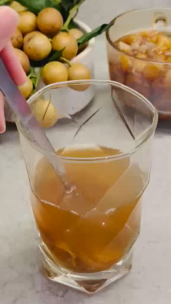 Miền Bắc "nắng đổ lửa", làm ngay thức uống đang siêu hot này: Chỉ 2 bước nhanh gọn mà hương vị cực mê- Ảnh 10. Miền Bắc "nắng đổ lửa", làm ngay thức uống đang siêu hot này: Chỉ 2 bước nhanh gọn mà hương vị cực mê- Ảnh 10.