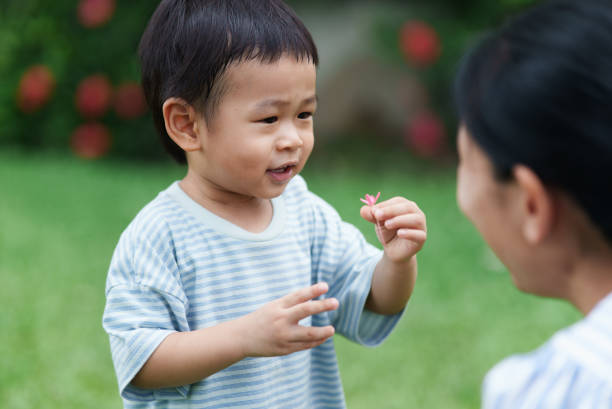 Nhiều bà mẹ chăm con có hiện tượng lạ, chồng chê "giả vờ": Khoa học não bộ đã "minh oan"- Ảnh 1. Nhiều bà mẹ chăm con có hiện tượng lạ, chồng chê "giả vờ": Khoa học não bộ đã "minh oan"- Ảnh 1.