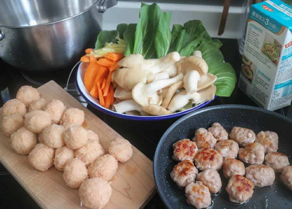 Bạn sẽ không ngờ món canh ngon miệng, dễ làm này lại được nấu từ nguyên liệu vô cùng quen thuộc mà rẻ- Ảnh 10. Bạn sẽ không ngờ món canh ngon miệng, dễ làm này lại được nấu từ nguyên liệu vô cùng quen thuộc mà rẻ- Ảnh 10.