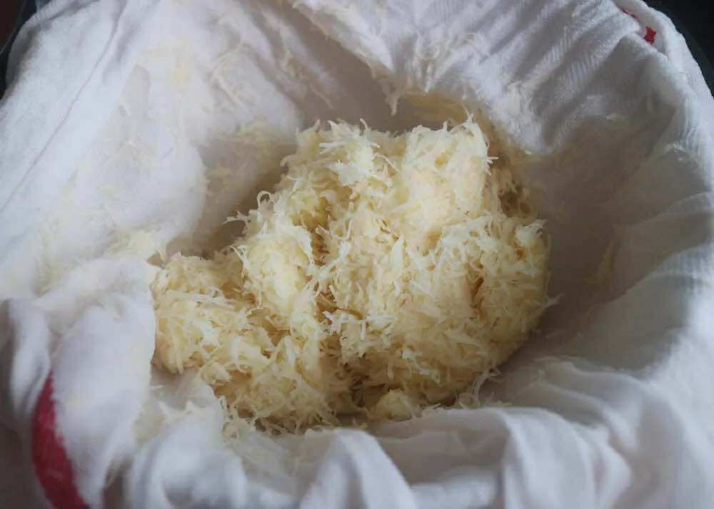 Bạn sẽ không ngờ món canh ngon miệng, dễ làm này lại được nấu từ nguyên liệu vô cùng quen thuộc mà rẻ- Ảnh 7. Bạn sẽ không ngờ món canh ngon miệng, dễ làm này lại được nấu từ nguyên liệu vô cùng quen thuộc mà rẻ- Ảnh 7.
