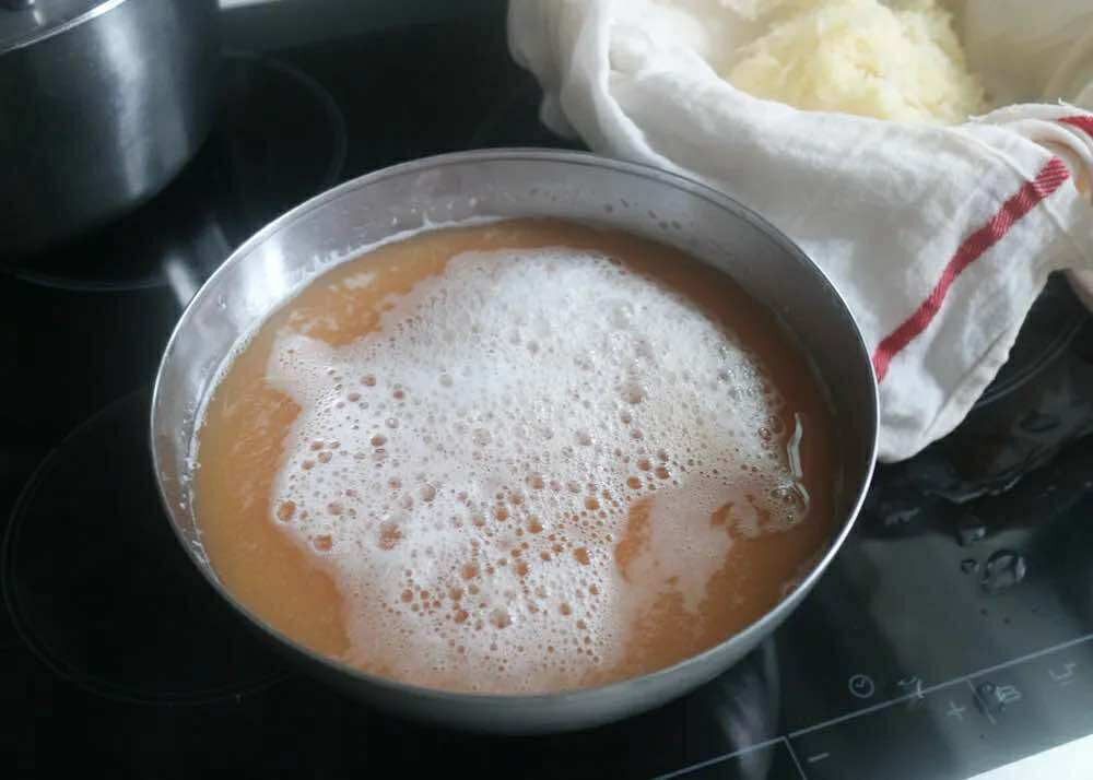 Bạn sẽ không ngờ món canh ngon miệng, dễ làm này lại được nấu từ nguyên liệu vô cùng quen thuộc mà rẻ- Ảnh 4. Bạn sẽ không ngờ món canh ngon miệng, dễ làm này lại được nấu từ nguyên liệu vô cùng quen thuộc mà rẻ- Ảnh 4.