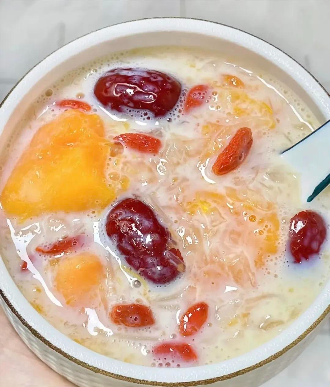 Bỏ ngay kem dưỡng tiền triệu, thứ trong bếp này giúp da căng mọng chỉ sau 7 ngày!- Ảnh 11. Bỏ ngay kem dưỡng tiền triệu, thứ trong bếp này giúp da căng mọng chỉ sau 7 ngày!- Ảnh 11.