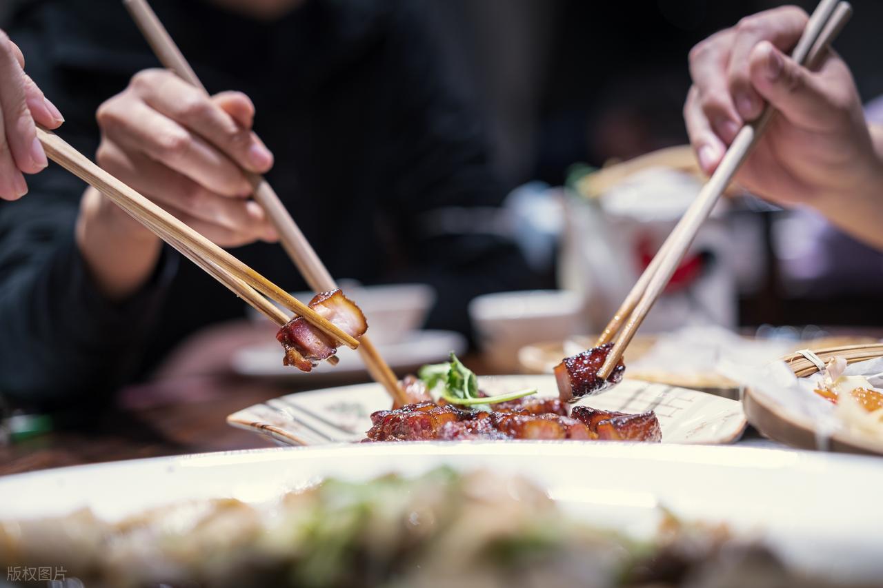 Tuổi thọ của một người có thể được xác định bởi ăn uống: Những người có tuổi thọ cao sẽ có 5 thói quen sau!- Ảnh 1.