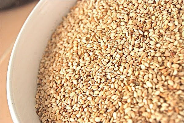 Canxi không đến từ nước hầm xương? 5 siêu thực phẩm giàu canxi khiến nhiều người ngỡ ngàng- Ảnh 1.