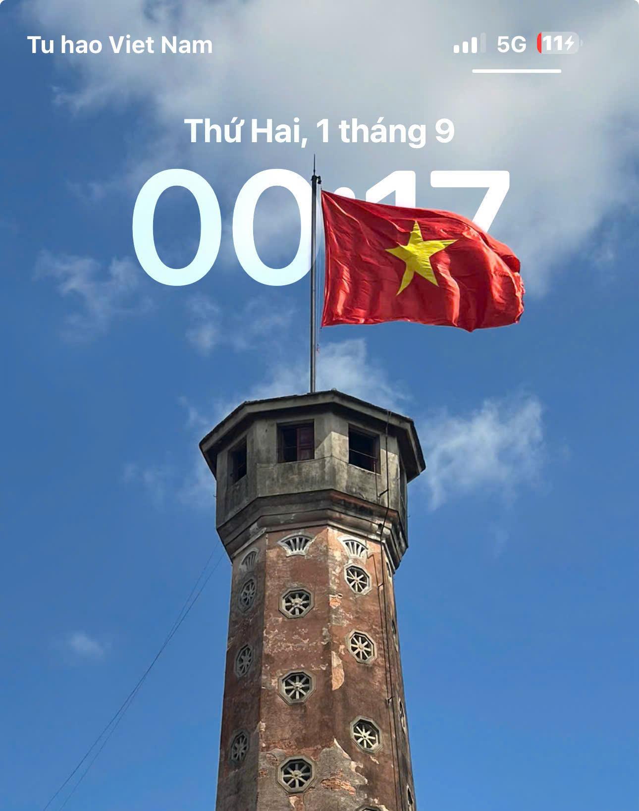 Dân mạng thích thú khi điện thoại hiện thông điệp “Tự hào Việt Nam” thay cho tên nhà mạng Viettel- Ảnh 3. Dân mạng thích thú khi điện thoại hiện thông điệp “Tự hào Việt Nam” thay cho tên nhà mạng Viettel- Ảnh 3.