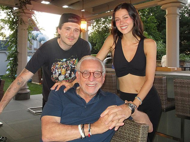 Brooklyn Beckham chuẩn bị làm "ông chủ", được bố vợ tỷ phú "chống lưng"- Ảnh 3.