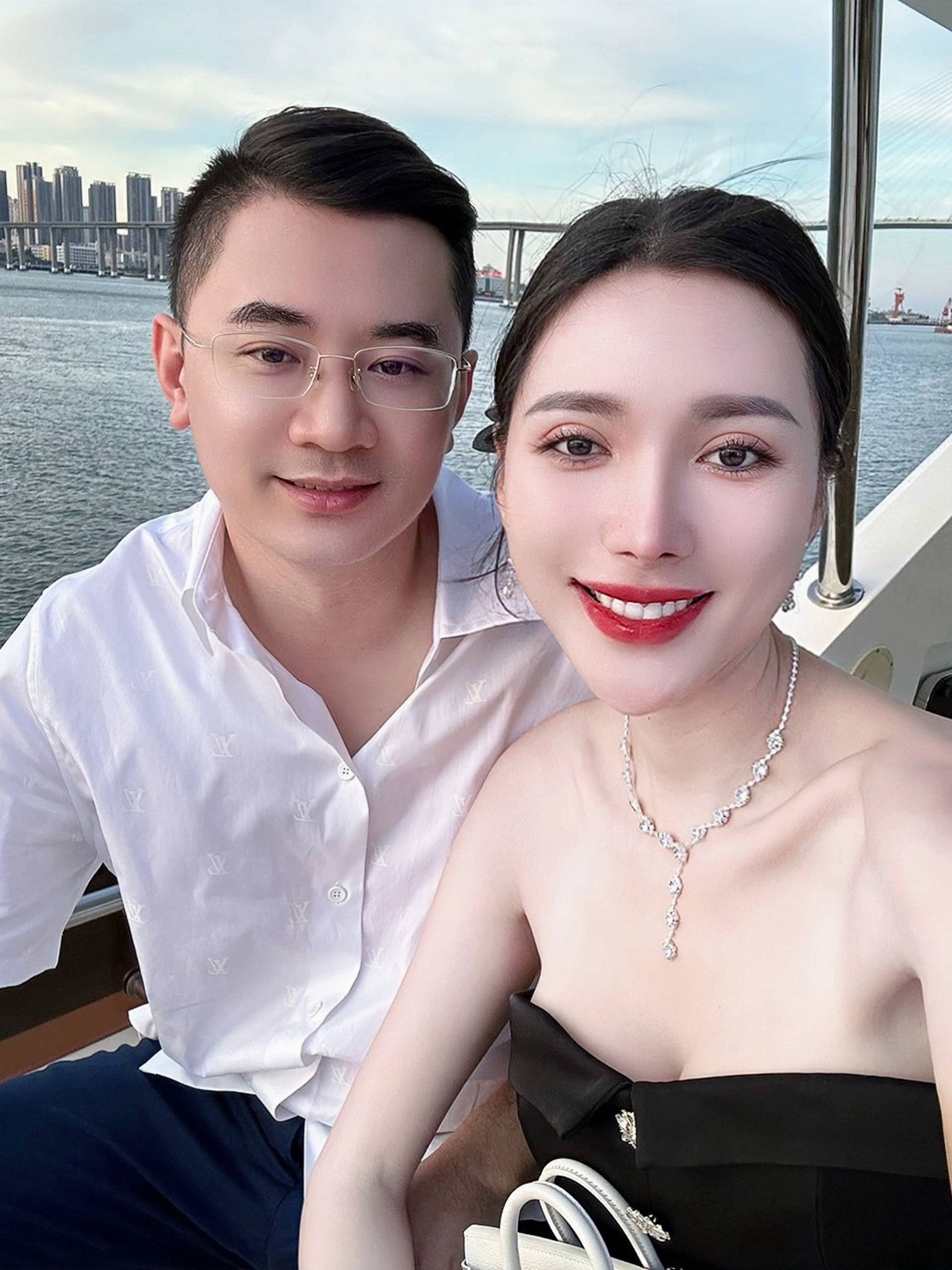 Ngân Collagen lên tiếng giải thích vụ "resort 22.000ha" nhưng lại lộ thêm chi tiết khó đỡ- Ảnh 4.