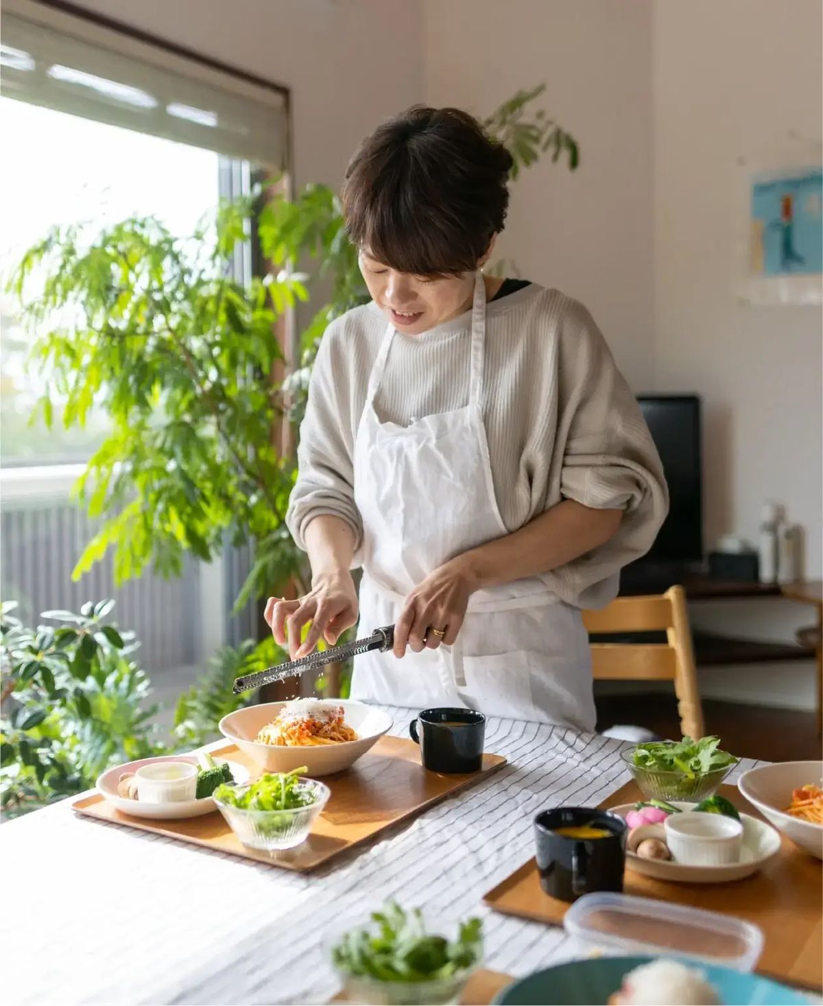 Ở tuổi trung niên, tôi sống tối giản nhưng không cực đoan: Vẫn ăn ngon, mặc đẹp và đều đặn để dành tiền mỗi tháng- Ảnh 1.