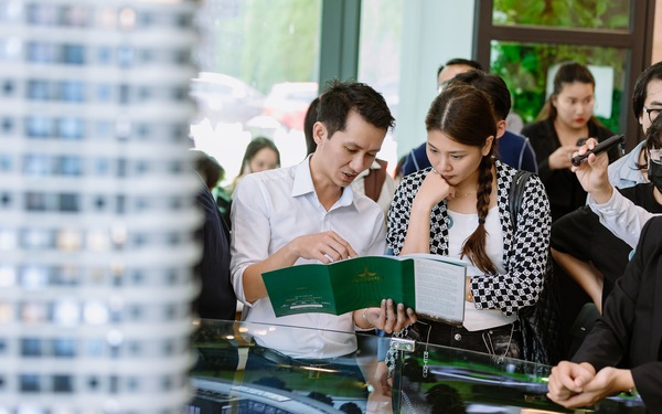 Giá nhà TP.HCM liên tục leo thang, cơ hội nào cho người trẻ?- Ảnh 1.