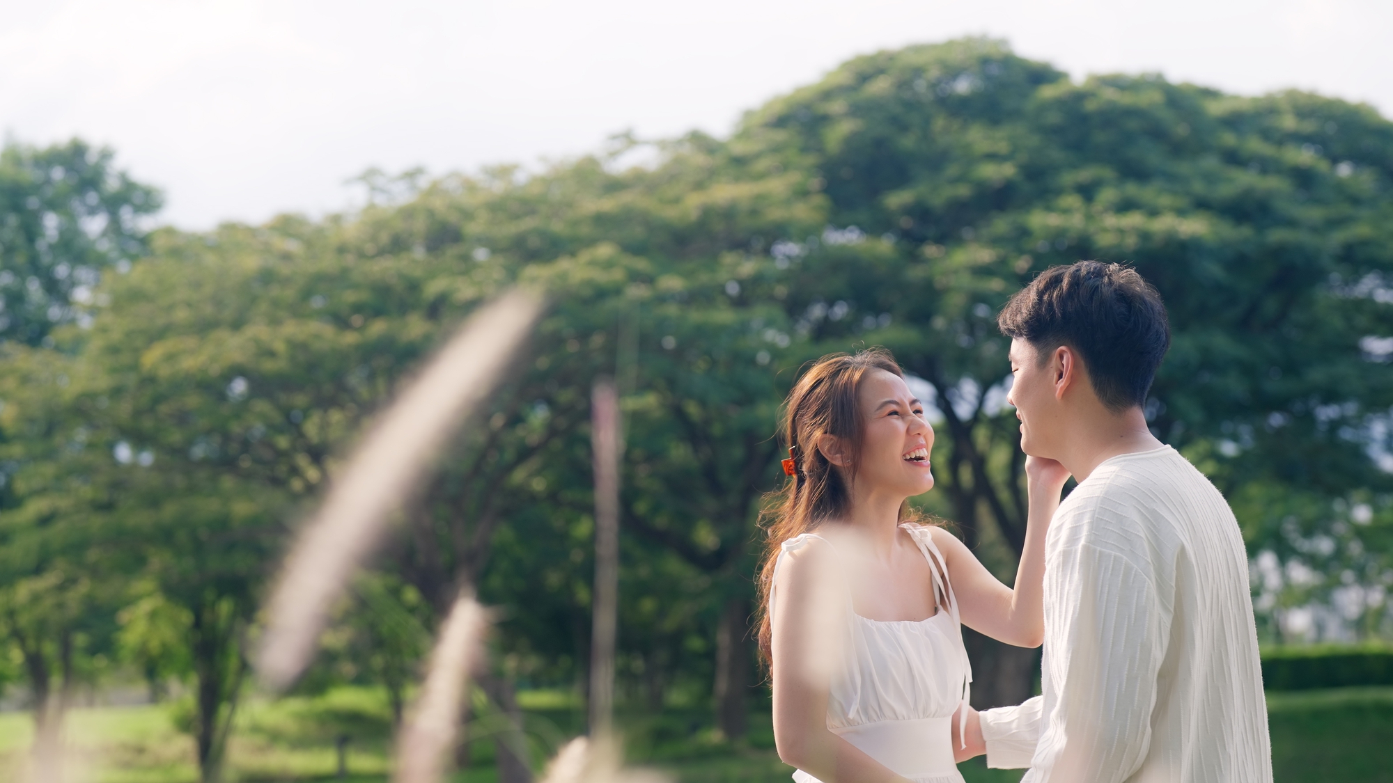 Người trẻ đối diện với hôn nhân: Từ né tránh đến chủ động cam kết- Ảnh 1.