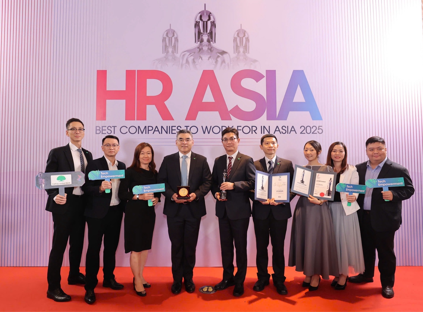 Ngân hàng Cathay United Bank nhận “cú đúp” giải thưởng tại HR Asia Awards 2025- Ảnh 3.